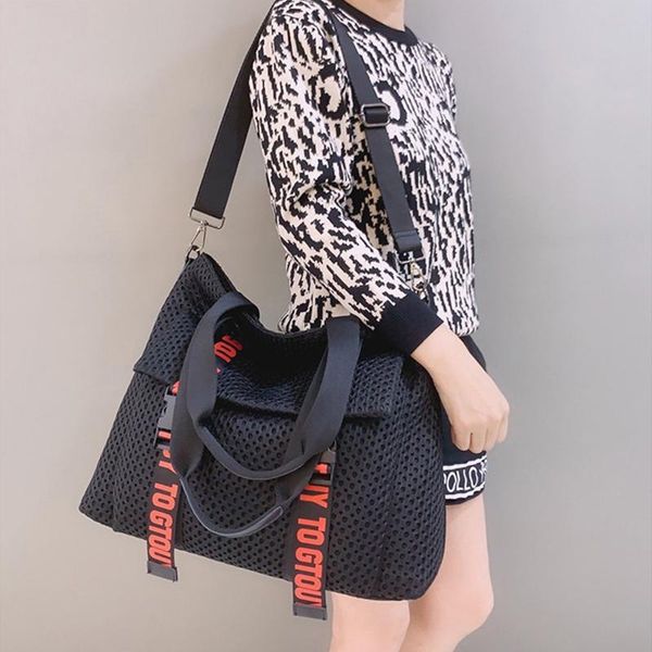 evening bags large capacity women's handbags fashion 2021 brand black mesh female totes for woman travel portable crossbody shoulder bag
evening bags large capacity women's handbags fashion 2021 brand black mesh female totes for woman travel portable crossbody shoulder bag