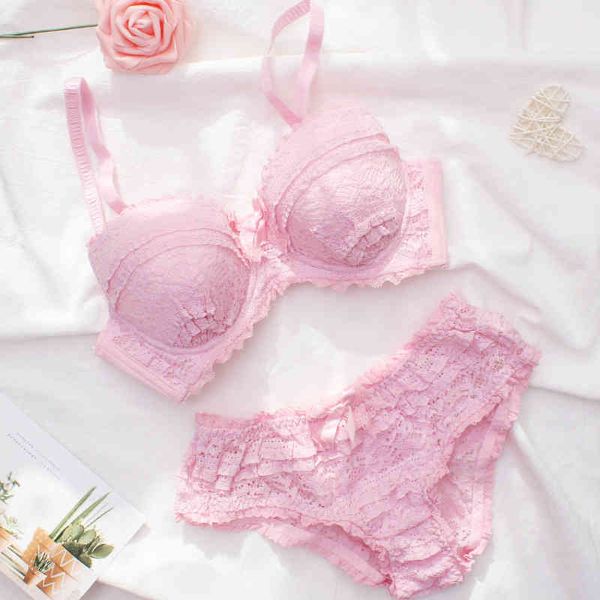french super bra and panty set cute lolita lingerie plus size women underwear intimates winter cotton bralette woman 2020, Red;black
french super bra and panty set cute lolita lingerie plus size women underwear intimates winter cotton bralette woman 2020, Red;black