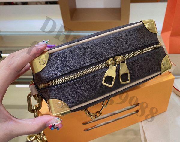 hip pop real leather square message box shoulder bag for women lady famous handbags chain one armpit crossbody euro designer brand trunk han
hip pop real leather square message box shoulder bag for women lady famous handbags chain one armpit crossbody euro designer brand trunk han
