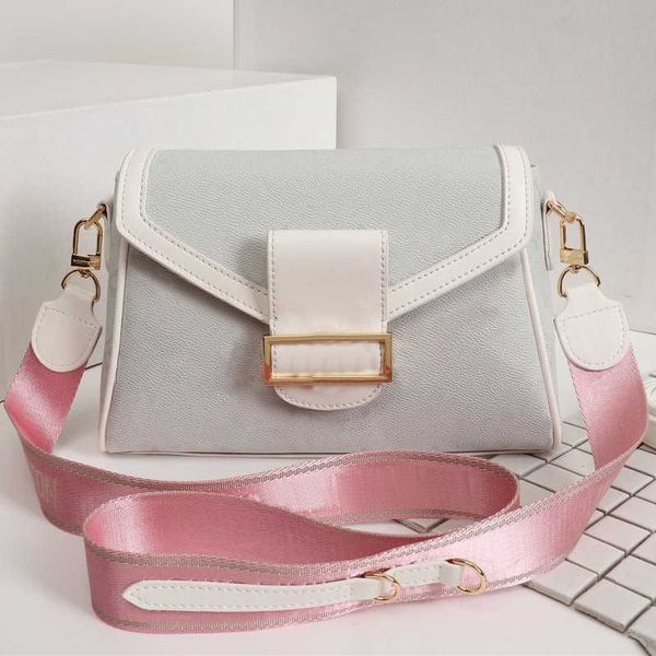 designer handbags crossbody bag backpack smooth leather messenger purse shoulder s cover hasp hardware tote hand fashion letter printing flo
designer handbags crossbody bag backpack smooth leather messenger purse shoulder s cover hasp hardware tote hand fashion letter printing flo