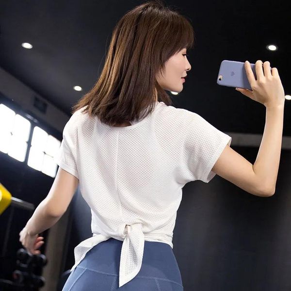 yoga outfit sports women short-sleeved quick-drying gym clothing cool mesh wear running fitness spring summer to
yoga outfit sports women short-sleeved quick-drying gym clothing cool mesh wear running fitness spring summer to
