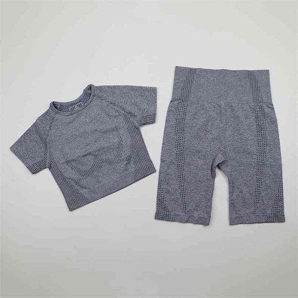 2 pcs seamless yoga set women running sportswear workout clothes high waist fitness shorts+short sleeve crop gym sets 210802, Gray
2 pcs seamless yoga set women running sportswear workout clothes high waist fitness shorts+short sleeve crop gym sets 210802, Gray