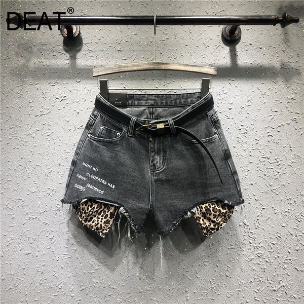 {deat} women wide leg black gray leopard print shorts high waist loose fit trousers fashion tide spring summer ay442 210421, White;black
{deat} women wide leg black gray leopard print shorts high waist loose fit trousers fashion tide spring summer ay442 210421, White;black
