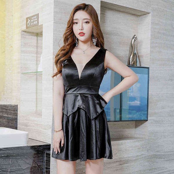 luxury evening dress style deep v-neck temperament ruffle strap a-line slim skirt suspender, Black;gray
luxury evening dress style deep v-neck temperament ruffle strap a-line slim skirt suspender, Black;gray