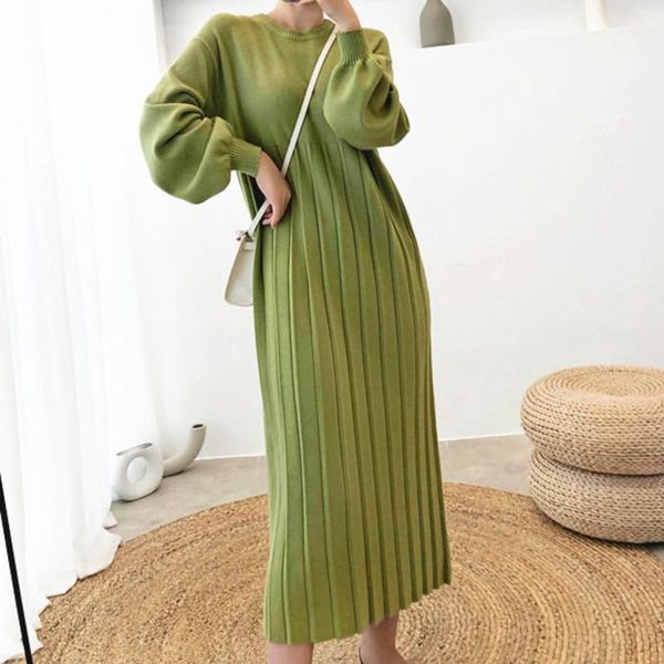 casual dresses 2021 autumn winter thickened knitting maxi dress vestidos fashion lantern sleeve female pleated sweater party robe femme, Black;gray
casual dresses 2021 autumn winter thickened knitting maxi dress vestidos fashion lantern sleeve female pleated sweater party robe femme, Black;gray