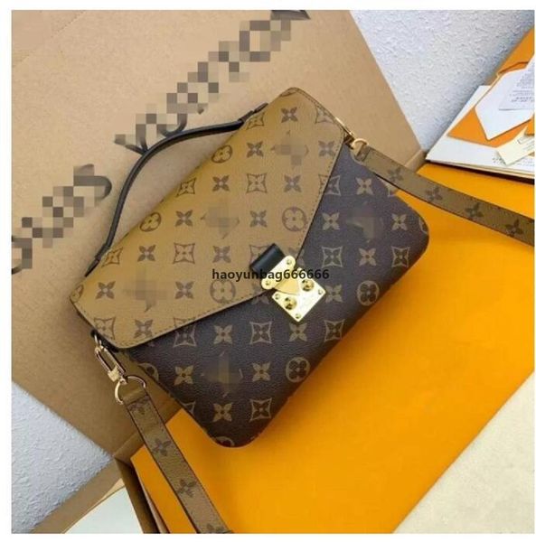 988 gglvlouis
vittonysl
vutton luxury design bag messenger package classic shoulder bag clutch handbag luxury c, Red;black
988 gglvlouis
vittonysl
vutton luxury design bag messenger package classic shoulder bag clutch handbag luxury c, Red;black