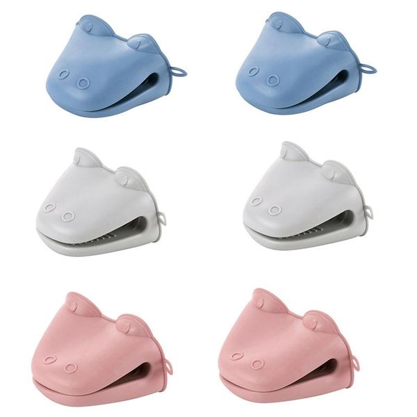 oven mitts 6pcs thick cartoon hippo heat-resistant gloves clip non-slip pot microwave baking anti-scald
oven mitts 6pcs thick cartoon hippo heat-resistant gloves clip non-slip pot microwave baking anti-scald