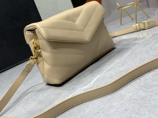 realfine888 bags 3a 20cm 630951 loulou toy matelasse leather shoulder handbags for women beige-gold hardware with dust bag
realfine888 bags 3a 20cm 630951 loulou toy matelasse leather shoulder handbags for women beige-gold hardware with dust bag