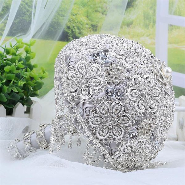 wedding flowers luxury full diamond silver bouquets bling rhinestone tassels crystal brooch flower ball bridal artificial hodling
wedding flowers luxury full diamond silver bouquets bling rhinestone tassels crystal brooch flower ball bridal artificial hodling