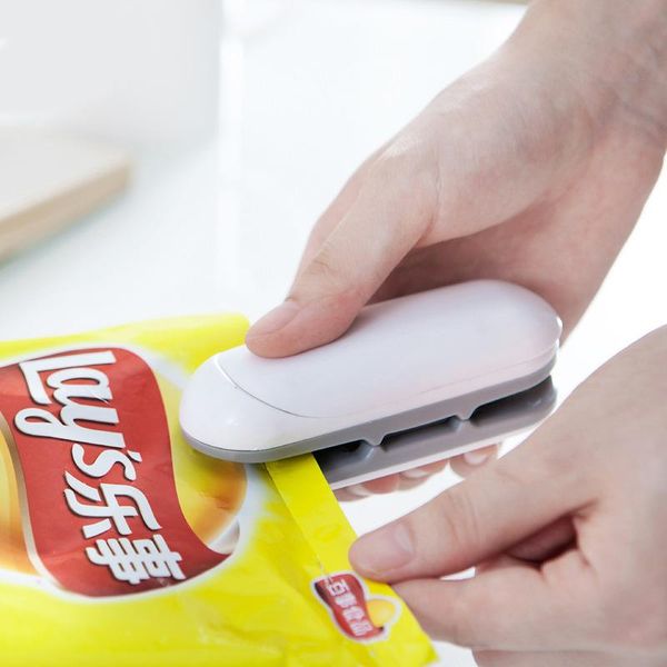 bag clips sticker and seals for food snackkitchen accessories mini sealing machine portable heat plastic package storage handy
bag clips sticker and seals for food snackkitchen accessories mini sealing machine portable heat plastic package storage handy
