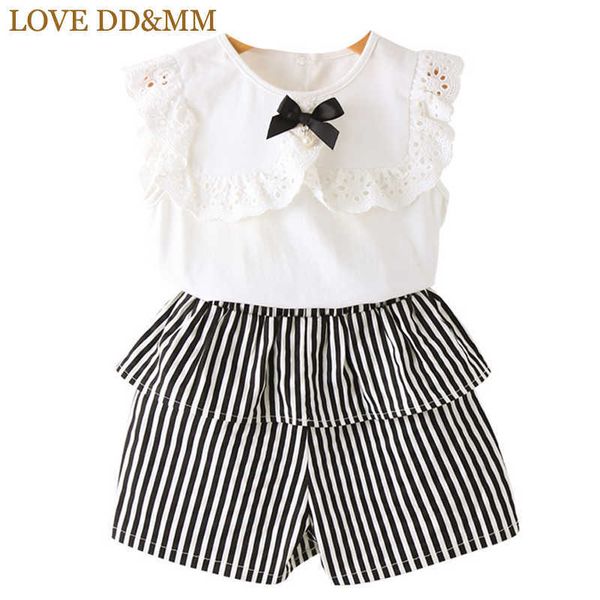 love dd&mm girls sets summer explosive kid's wear girl's solid color hollow frill t-shirt + fashion stripe shorts set 210715, White
love dd&mm girls sets summer explosive kid's wear girl's solid color hollow frill t-shirt + fashion stripe shorts set 210715, White
