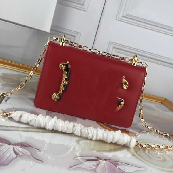 designer luxury bag crossbody bag women handbag pures flap shoulder bags genuine leather gold badge magnetic women's leather handbag, Red;black
designer luxury bag crossbody bag women handbag pures flap shoulder bags genuine leather gold badge magnetic women's leather handbag, Red;black