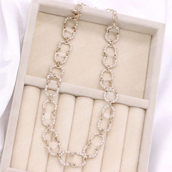 a simple temperament pearl female personality exquisite clavicle chain neck with letter pendant, Silver
a simple temperament pearl female personality exquisite clavicle chain neck with letter pendant, Silver