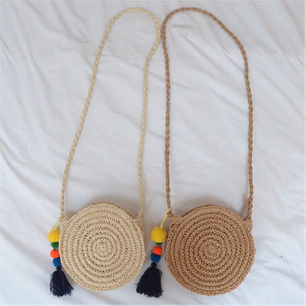 rattan capacity designer wicker 2021 straw round woven summer messenger versatile holiday fashion women's bag, Black;red
rattan capacity designer wicker 2021 straw round woven summer messenger versatile holiday fashion women's bag, Black;red