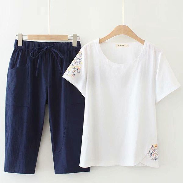 women's tracksuits plus size fashion casual two-piece suit short-sleeved t-shirt + cropped pants vintage summer sets, Gray
women's tracksuits plus size fashion casual two-piece suit short-sleeved t-shirt + cropped pants vintage summer sets, Gray