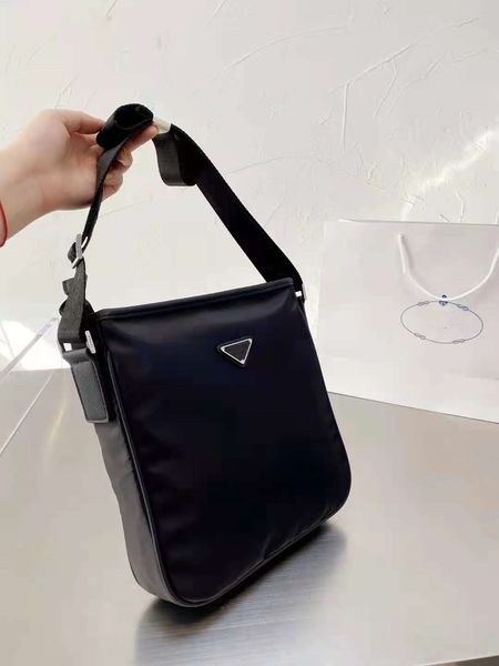 briefcase men bag sacoche homme messenger crossbody bags handbags purses fashion backpack1148
briefcase men bag sacoche homme messenger crossbody bags handbags purses fashion backpack1148
