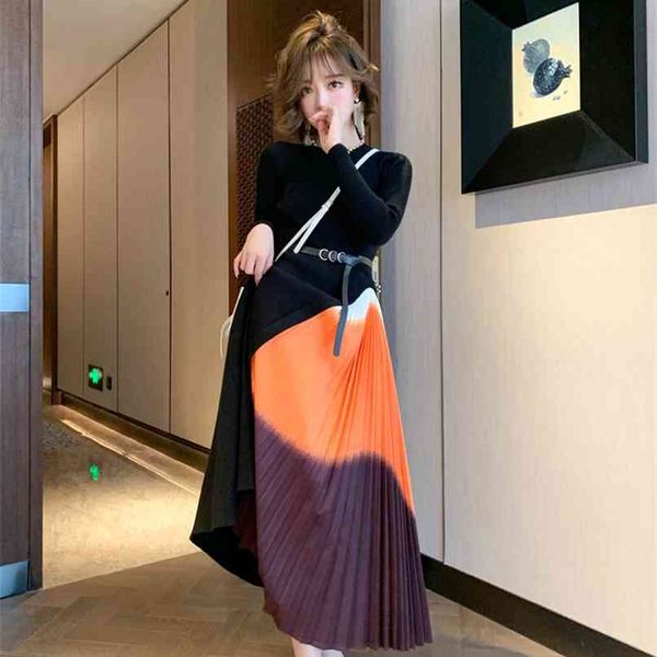 fashion women's knitted dress shirt unique gradient color stitching pleated temperament with a skirt 210520, Black;gray
fashion women's knitted dress shirt unique gradient color stitching pleated temperament with a skirt 210520, Black;gray
