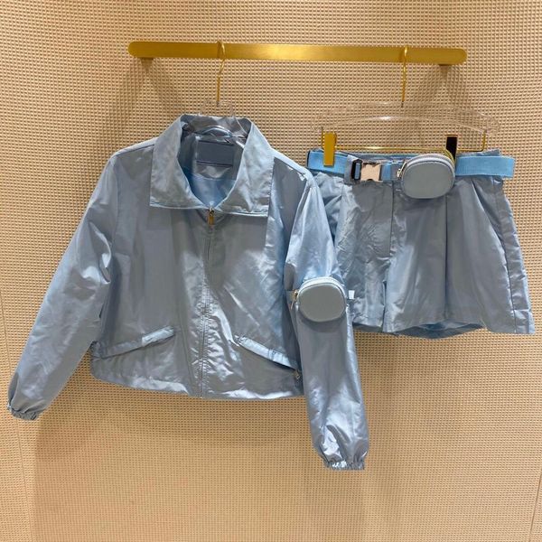 dress 2 piece spring summer sports suits for women candy color short thin jacket and shorts removable bag casual suit set, Black;gray
dress 2 piece spring summer sports suits for women candy color short thin jacket and shorts removable bag casual suit set, Black;gray