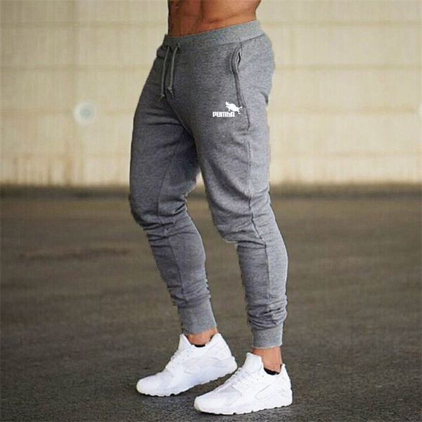 autumn and winter 2019 new fashion slim men's fitness running leisure sweat absorbing cotton sports pants, Black
autumn and winter 2019 new fashion slim men's fitness running leisure sweat absorbing cotton sports pants, Black