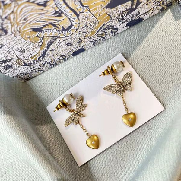 with box fashion brand have stamps pearl designer butterfly stud earrings for lady women party wedding lovers gift engagement luxury jewelry, Golden;silver
with box fashion brand have stamps pearl designer butterfly stud earrings for lady women party wedding lovers gift engagement luxury jewelry, Golden;silver
