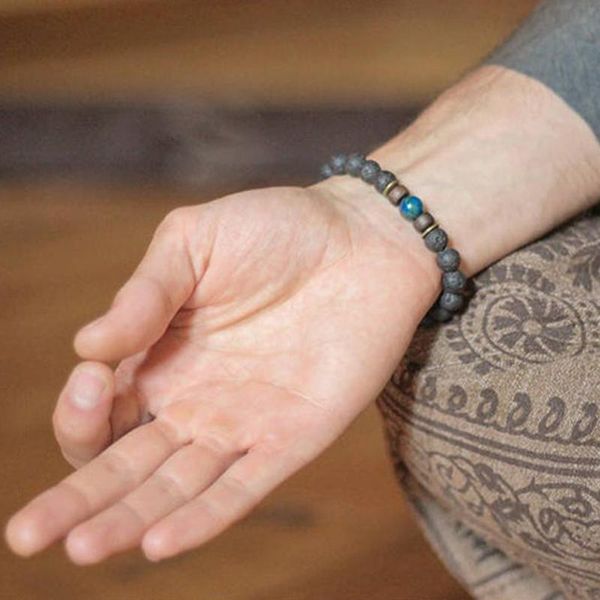charm bracelets mcllroy lava natural stone beads for women vintage tibetan buddha volcanic rock strand bracelet men jewelry gifts 2021, Golden;silver
charm bracelets mcllroy lava natural stone beads for women vintage tibetan buddha volcanic rock strand bracelet men jewelry gifts 2021, Golden;silver
