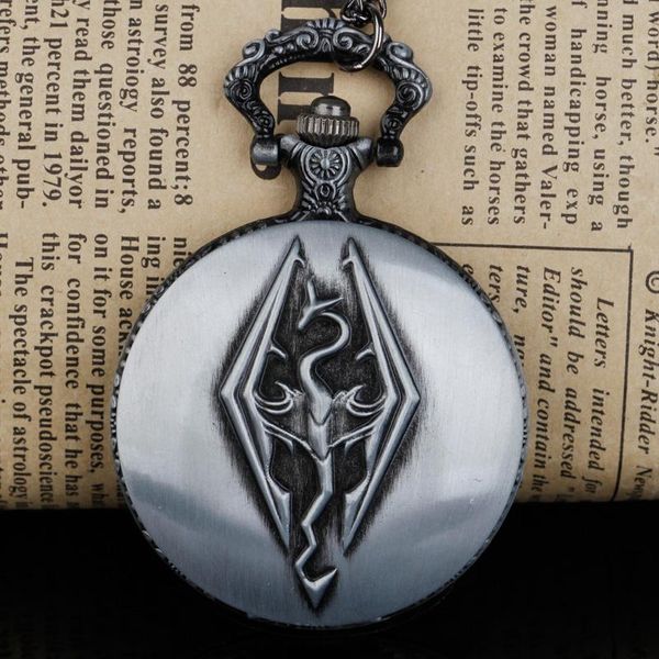 pocket watches simple pterodactyl carved quartz watch with chain exquisite clock pendant children men women, Slivery;golden
pocket watches simple pterodactyl carved quartz watch with chain exquisite clock pendant children men women, Slivery;golden
