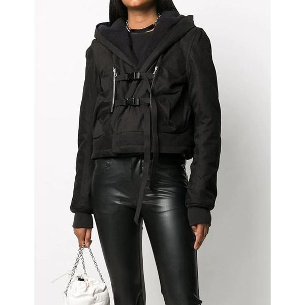 winter 10.24 2021 autumn fashion buckle design hooded fleece short jacket coat with storage bag women women's jackets, Black;brown
winter 10.24 2021 autumn fashion buckle design hooded fleece short jacket coat with storage bag women women's jackets, Black;brown