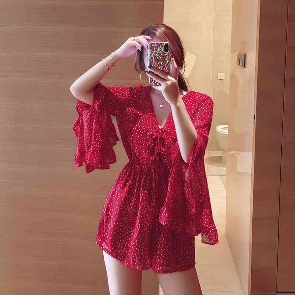 heliar women playsuit summer beach chiffon polka-dot jumpsuits rompers long sleeve party female loose falbala flounce jumpsuits, Black;white
heliar women playsuit summer beach chiffon polka-dot jumpsuits rompers long sleeve party female loose falbala flounce jumpsuits, Black;white