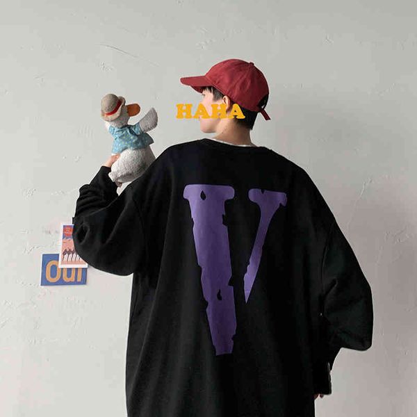 2021 brand v hoodie sweater big no hat round neck fashion brand 2021 new loose size high street coat men, Black
2021 brand v hoodie sweater big no hat round neck fashion brand 2021 new loose size high street coat men, Black