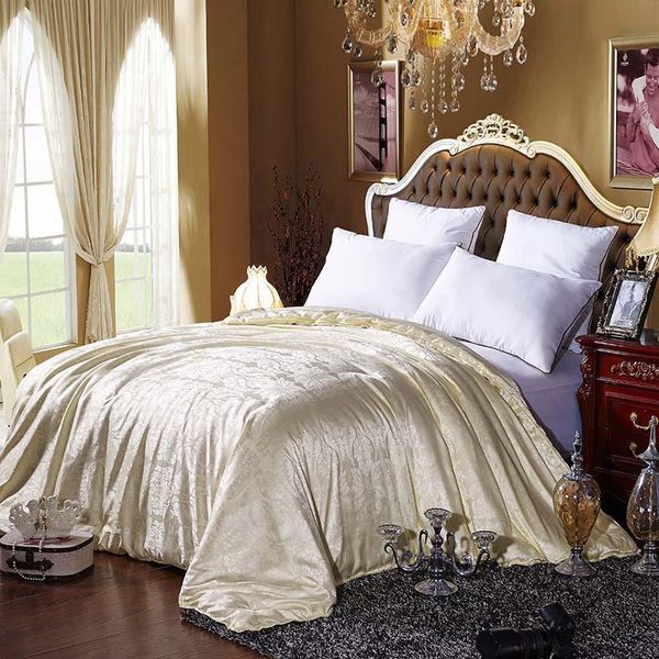 comforters & sets 50 brand 100% mulberry silk comforter for winter/summer queen full twin size quilt/duvet/blanket filler/insert white/red c
comforters & sets 50 brand 100% mulberry silk comforter for winter/summer queen full twin size quilt/duvet/blanket filler/insert white/red c