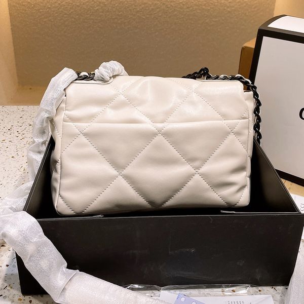 designer bags handbag totes shoulder cross body women classic tofu bun sheepskin chains bag 25cm ,2 colours luxury_bagshop888 05
designer bags handbag totes shoulder cross body women classic tofu bun sheepskin chains bag 25cm ,2 colours luxury_bagshop888 05