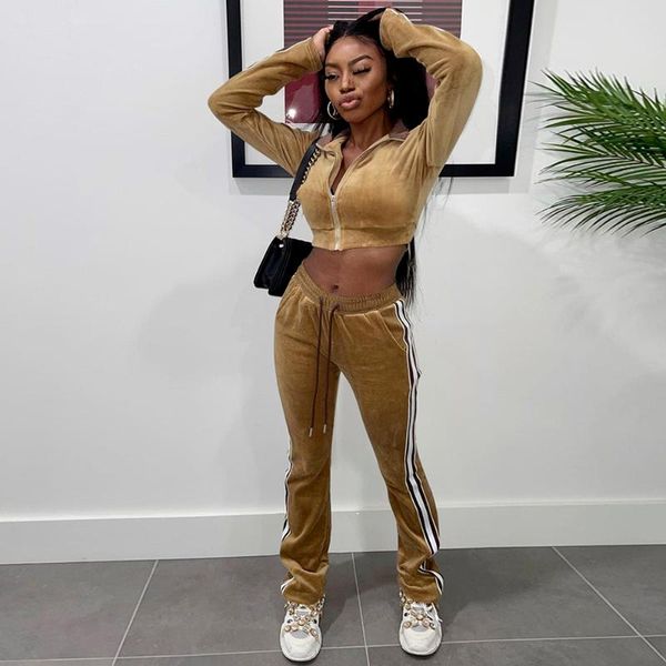 women's two piece pants active wear sporty velvet tracksuit autumn clothes for women zipper up long sleeve crop jacket and side striped, White
women's two piece pants active wear sporty velvet tracksuit autumn clothes for women zipper up long sleeve crop jacket and side striped, White