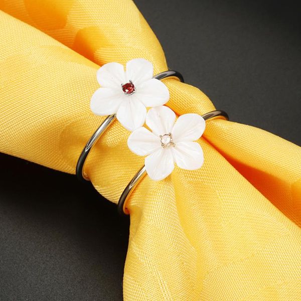 2pcs creative napkin rings floral circles metal holder table decoration for banquet random color
2pcs creative napkin rings floral circles metal holder table decoration for banquet random color