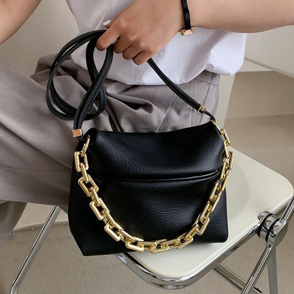women's handbags flap lock bag european and american retro saddle fashion shoulder messenger factory wholesale totes
women's handbags flap lock bag european and american retro saddle fashion shoulder messenger factory wholesale totes