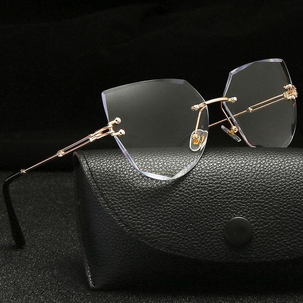 sunglasses 2021 luxury fashion cat eye women rimless wave sun glasses metal shades for vintage eyewear uv400, White;black
sunglasses 2021 luxury fashion cat eye women rimless wave sun glasses metal shades for vintage eyewear uv400, White;black