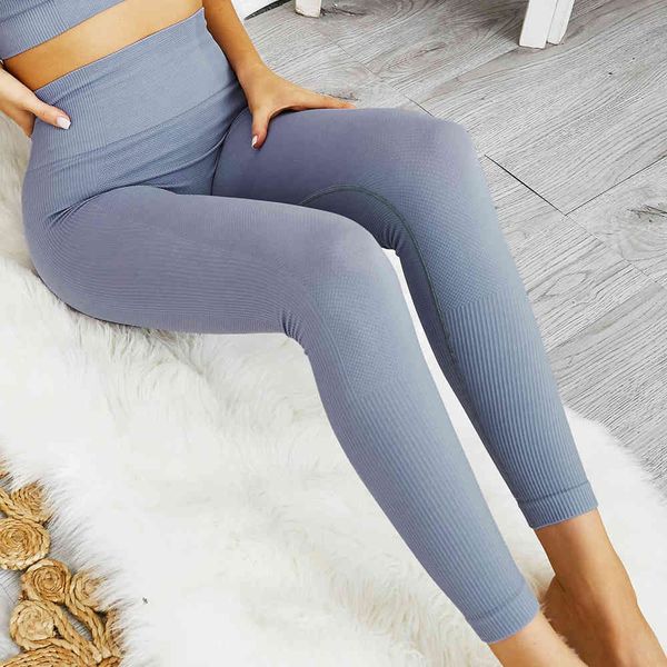 selling seamless knitted hip warping moisture absorption and perspiration yoga pants, exercise fitness showing women's, Gray
selling seamless knitted hip warping moisture absorption and perspiration yoga pants, exercise fitness showing women's, Gray