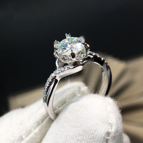 9k white gold ring diamond flower shape anniversary romantic trendy for women, Golden;silver
9k white gold ring diamond flower shape anniversary romantic trendy for women, Golden;silver