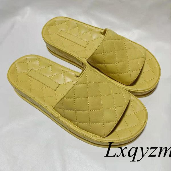 70% off wholesale sandals flip-flops shoes new popular bread bottom slides thick diamond sandals slippers leisure beach outdoor open-toed sh, Black
70% off wholesale sandals flip-flops shoes new popular bread bottom slides thick diamond sandals slippers leisure beach outdoor open-toed sh, Black