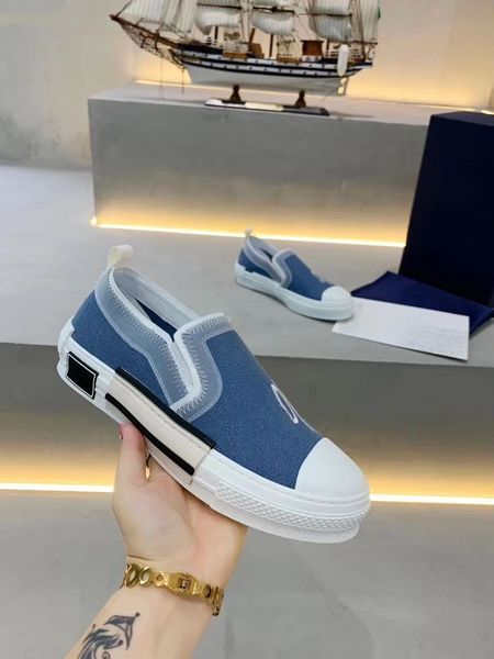 valentin 2021 classic wild nouveau hommes femmes sport de luxe toile sneakers chaussures qualité en cuir véritable brodé eur 35-45 mkqr002, Red;white
valentin 2021 classic wild nouveau hommes femmes sport de luxe toile sneakers chaussures qualité en cuir véritable brodé eur 35-45 mkqr002, Red;white