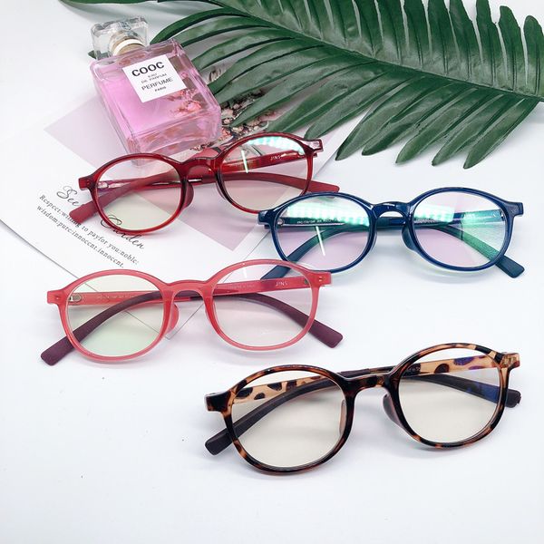 70% off children's can be equipped with anti blue myopia lens, light fixed comfortable, children's glasses frame for both men and, White;black
70% off children's can be equipped with anti blue myopia lens, light fixed comfortable, children's glasses frame for both men and, White;black