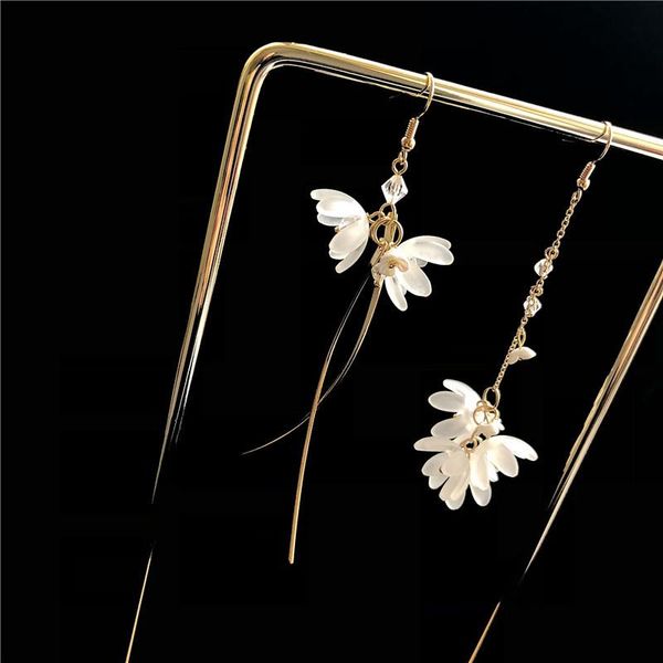 shamir xiangyang says fairy temperament iong acrylic ear hook flower crystal asymmetric tassel earrings girl jewelry gifts stud, Golden;silver
shamir xiangyang says fairy temperament iong acrylic ear hook flower crystal asymmetric tassel earrings girl jewelry gifts stud, Golden;silver
