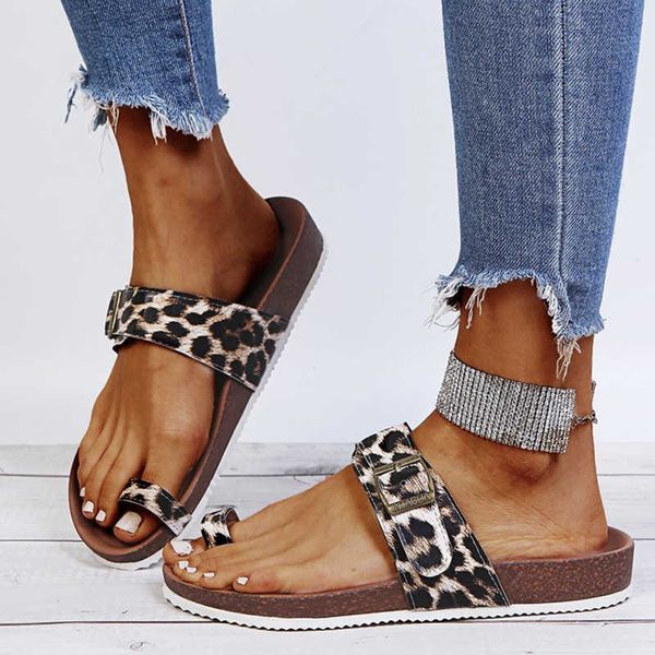 women sandals 2021 fashion summer shoes women flat sandals plus size 44 low heels sandalias mujer soft flats beach shoes female y0721, Black
women sandals 2021 fashion summer shoes women flat sandals plus size 44 low heels sandalias mujer soft flats beach shoes female y0721, Black