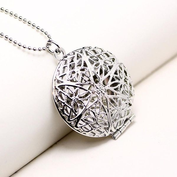 pendant necklaces circular hollow po memory floating locket lace necklace fragrance essential oil diffuser for women 2021 mka99, Silver
pendant necklaces circular hollow po memory floating locket lace necklace fragrance essential oil diffuser for women 2021 mka99, Silver