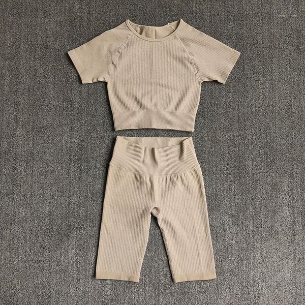 yoga outfit seamless set women 2pcs crop t-shirt high waist shorts gym clothes sport suit workout wear
yoga outfit seamless set women 2pcs crop t-shirt high waist shorts gym clothes sport suit workout wear