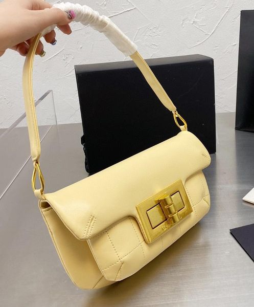 evening bags women ladies luxury designer coco flap clutch shell saddle messenger underarm bag large shoulder handbags crossbody
evening bags women ladies luxury designer coco flap clutch shell saddle messenger underarm bag large shoulder handbags crossbody