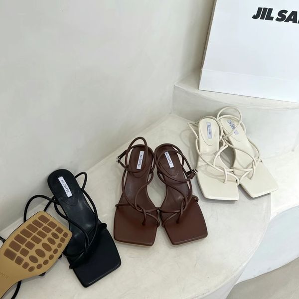 slippers fashion women sandals clip toe thin mid heels narrow band summer dress shoes woman size 35-39 beige brown black casual sl
slippers fashion women sandals clip toe thin mid heels narrow band summer dress shoes woman size 35-39 beige brown black casual sl