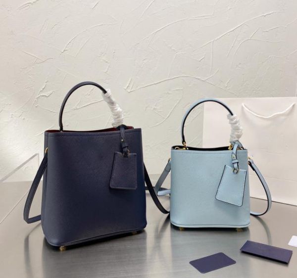 designerd woman shoulder bag female handbag fashion bags luxurys sac urban style 2021 super
designerd woman shoulder bag female handbag fashion bags luxurys sac urban style 2021 super