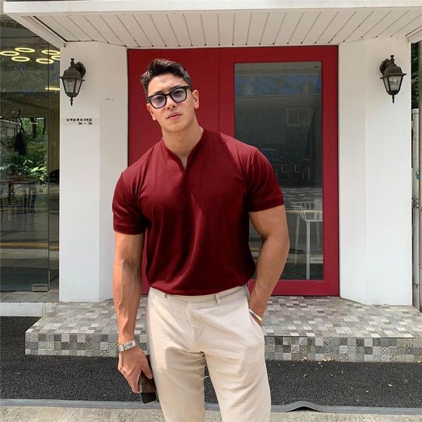 men's t-shirts solid gym t shirt men fashion sports cotton v-neck t-shirt male bodybuilding workout fitness tee summer casual clothing, White;black
men's t-shirts solid gym t shirt men fashion sports cotton v-neck t-shirt male bodybuilding workout fitness tee summer casual clothing, White;black