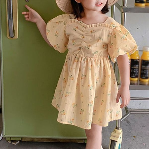 summer girls dress pastoral style fold decoration puff sleeve floral sweet princess baby kids children's clothing for girl 210625, Red;yellow
summer girls dress pastoral style fold decoration puff sleeve floral sweet princess baby kids children's clothing for girl 210625, Red;yellow