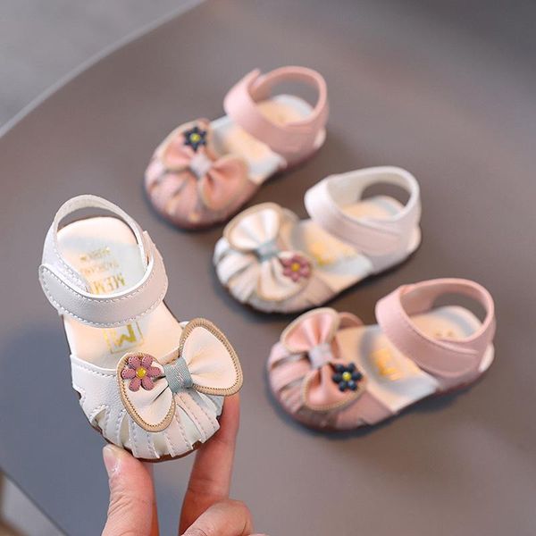 summer kids' sandals korean bowknot girls' princess shoes soft soled walking cool, Black;red
summer kids' sandals korean bowknot girls' princess shoes soft soled walking cool, Black;red